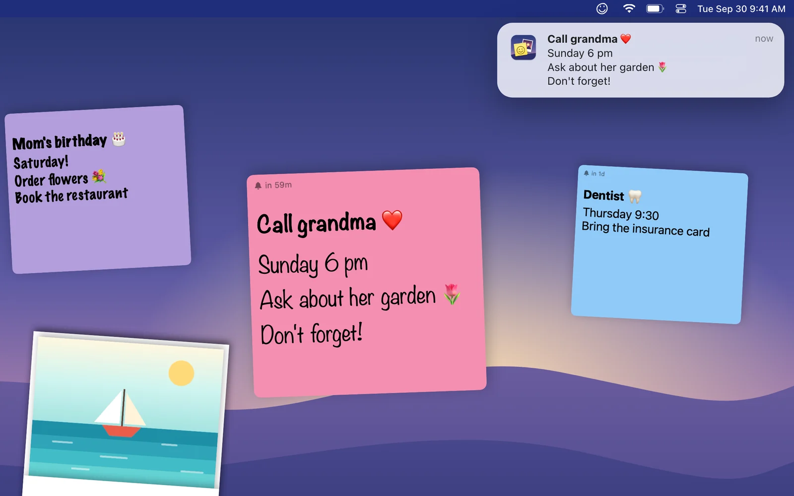 A sticky note with a reminder and the matching macOS notification